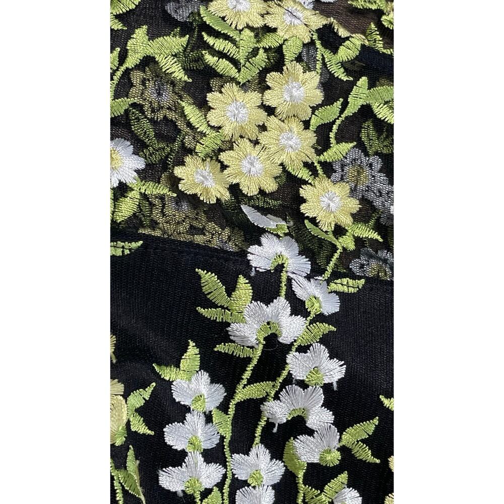 Tahari Arthur S Levine 8P Petite Black Floral Embroidered Lace Sheath Midi Dress - Picture 4 of 13